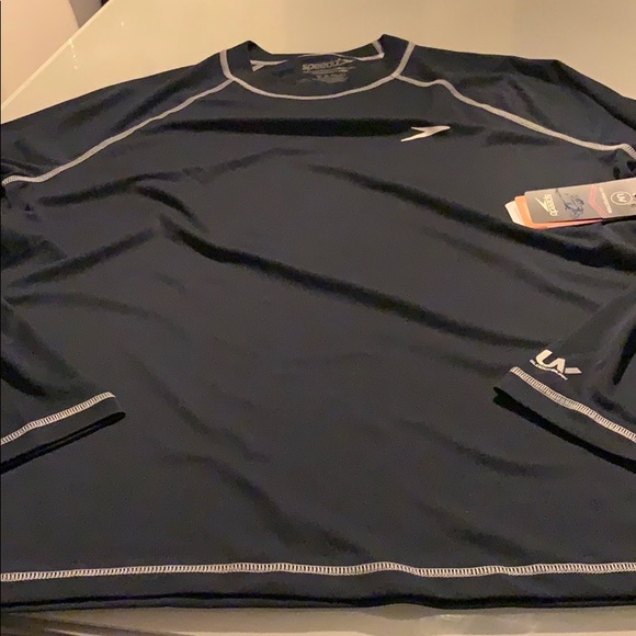 Speedo long sleeved UV shirt - L